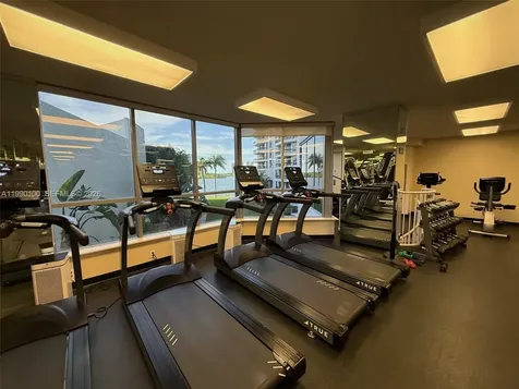 3530 Mystic Pointe Drive Aventura FL 33180