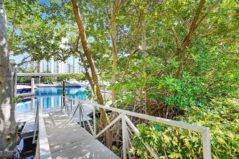 3530 Mystic Pointe Drive Aventura FL 33180