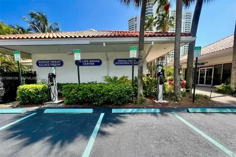 3530 Mystic Pointe Drive Aventura FL 33180