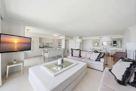 3530 Mystic Pointe Drive Aventura FL 33180