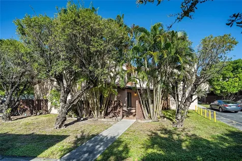 495 W Park Drive Miami FL 33172