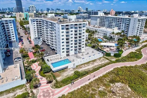 401 Ocean Drive Miami Beach FL 33139