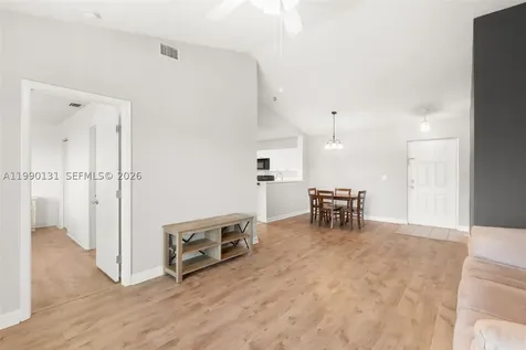 5761 Riverside Drive Coral Springs FL 33067