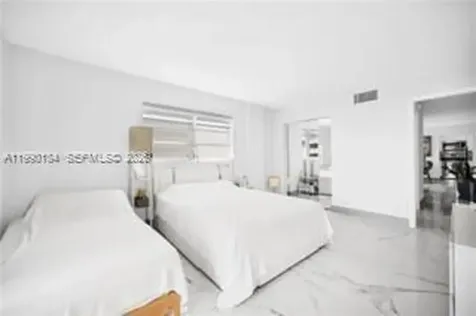 1340 Lincoln Road Miami Beach FL 33139