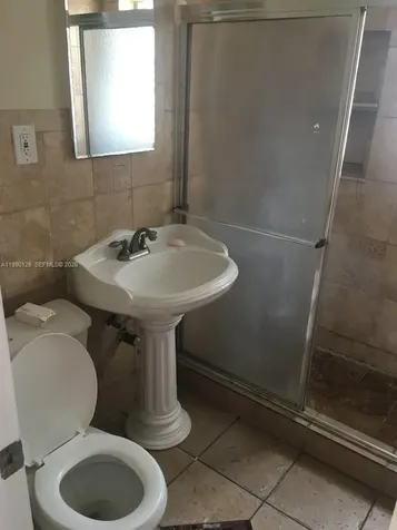 625 E 8th Court Hialeah FL 33010
