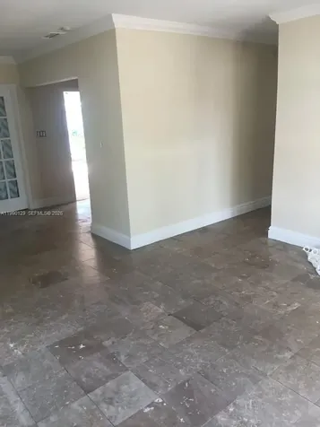 625 E 8th Court Hialeah FL 33010