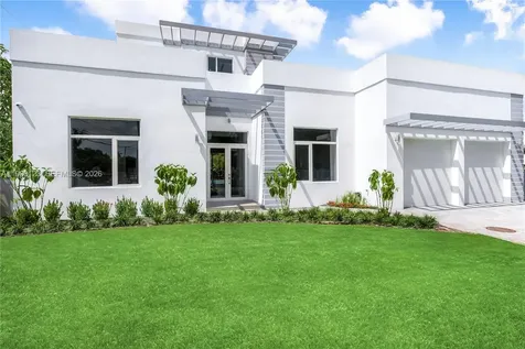 9895 NW 26th Street Doral FL 33172