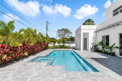9895 NW 26th Street Doral FL 33172