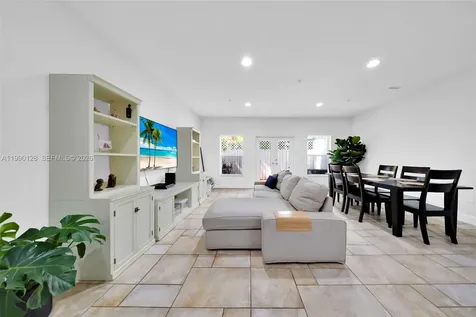 2917 SW 30th Court Miami FL 33133
