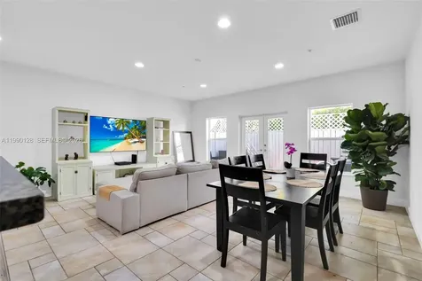 2917 SW 30th Court Miami FL 33133