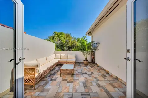2917 SW 30th Court Miami FL 33133