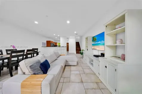 2917 SW 30th Court Miami FL 33133