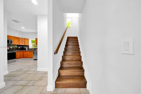 2917 SW 30th Court Miami FL 33133