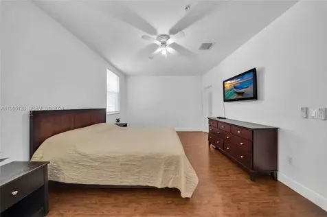 2917 SW 30th Court Miami FL 33133