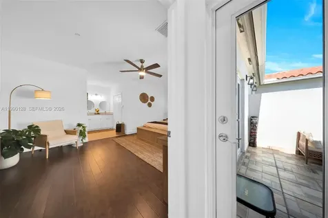 2917 SW 30th Court Miami FL 33133