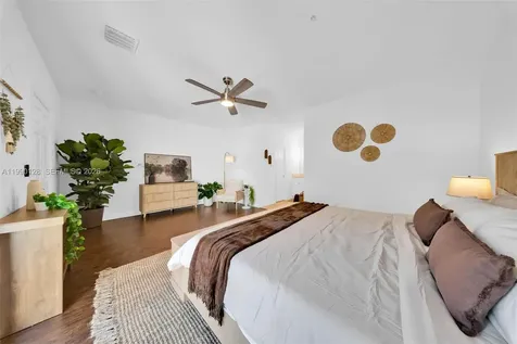 2917 SW 30th Court Miami FL 33133