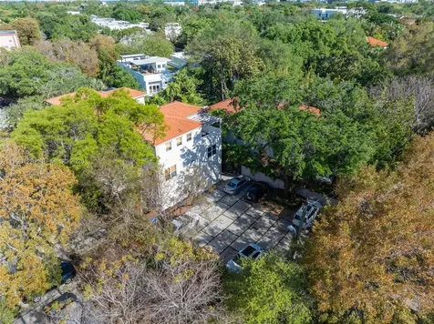 2917 SW 30th Court Miami FL 33133