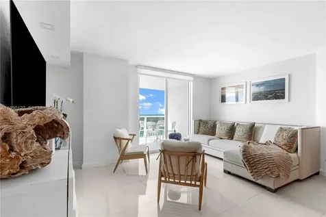 2101 Brickell Avenue Miami FL 33129