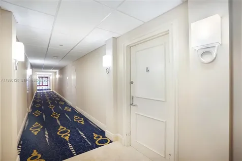 19101 NE 36th Court Aventura FL 33180