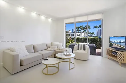 19101 NE 36th Court Aventura FL 33180