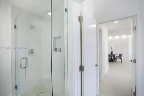19101 NE 36th Court Aventura FL 33180