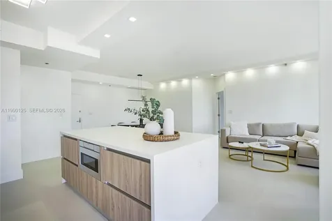19101 NE 36th Court Aventura FL 33180