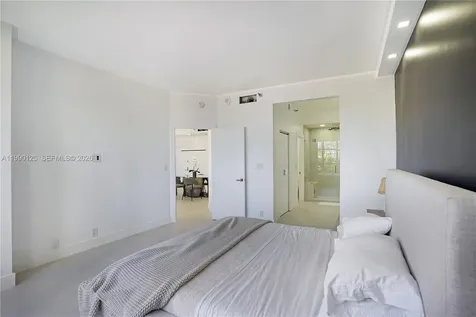 19101 NE 36th Court Aventura FL 33180