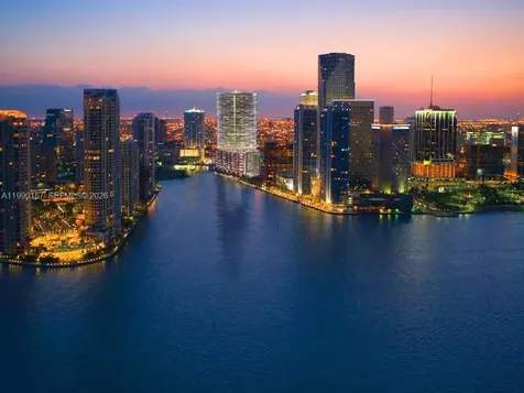 200 Biscayne Blvd Way Miami FL 33131