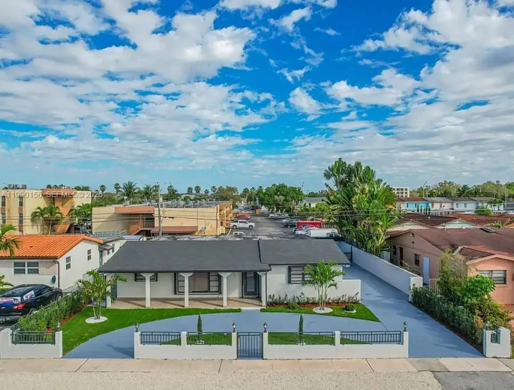 865 W 72nd Place Hialeah FL 33014