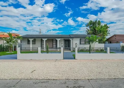 865 W 72nd Place Hialeah FL 33014