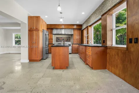 545 S Shore Drive Miami Beach FL 33141
