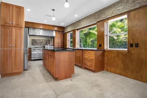 545 S Shore Drive Miami Beach FL 33141