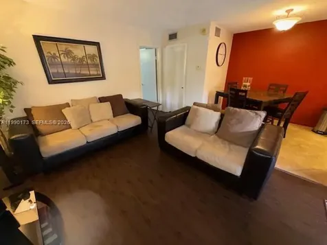 421 NE 1st Street Hallandale Beach FL 33009