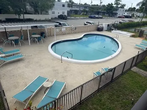 421 NE 1st Street Hallandale Beach FL 33009