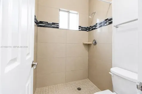 996 E 24th Street Hialeah FL 33013