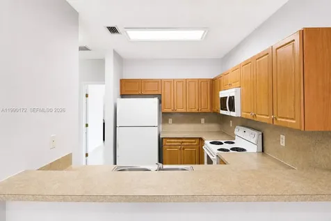 996 E 24th Street Hialeah FL 33013