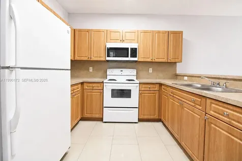 996 E 24th Street Hialeah FL 33013