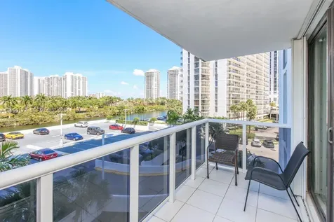 3675 N Country Club Drive Aventura FL 33180