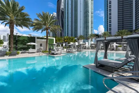 851 NE 1st Avenue Miami FL 33132