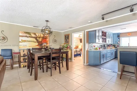 4548 SW 28th Way Dania Beach FL 33312
