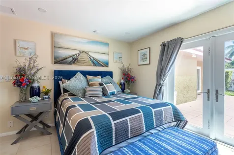 4548 SW 28th Way Dania Beach FL 33312