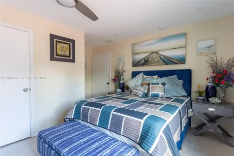 4548 SW 28th Way Dania Beach FL 33312