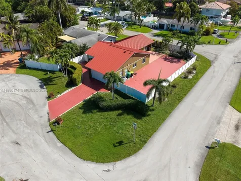 4548 SW 28th Way Dania Beach FL 33312
