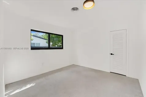 7132 SW 65th Avenue South Miami FL 33143