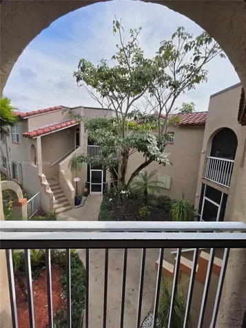 365 SW 86th Avenue Pembroke Pines FL 33025