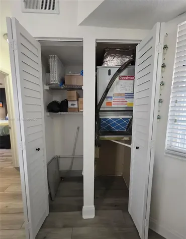 365 SW 86th Avenue Pembroke Pines FL 33025