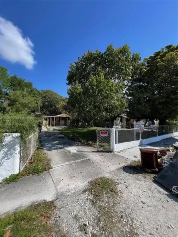 43 NW 58th Street Miami FL 33127