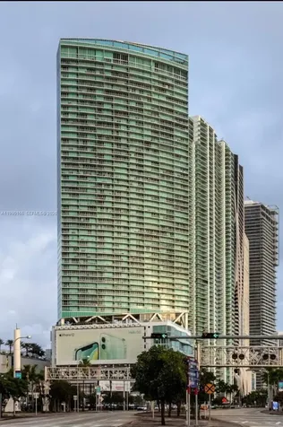 888 Biscayne Boulevard Miami FL 33132