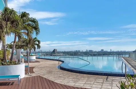 888 Biscayne Boulevard Miami FL 33132