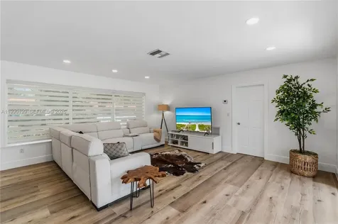 7327 Sabal Drive Miami Lakes FL 33014